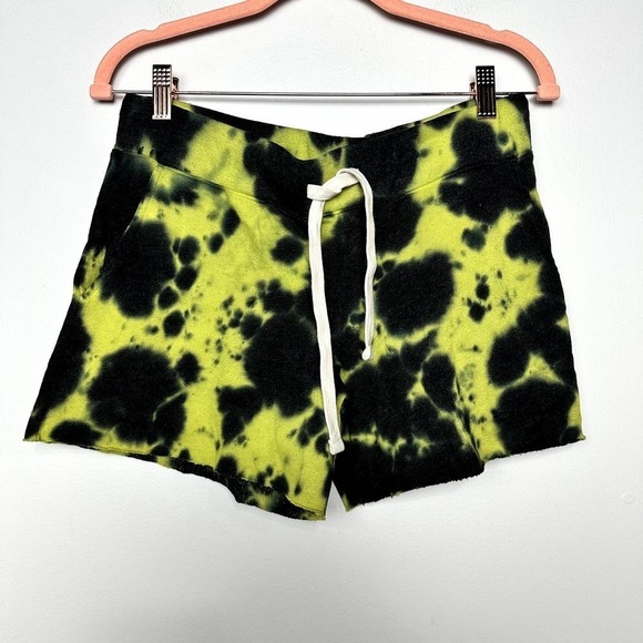 Monrow NWT Tie Dye Drawstring Raw Edge Vintage Sweat Shorts Neon Green Sz Small - Picture 1 of 5